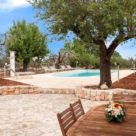 Trullo Stefano Villa La Correggia